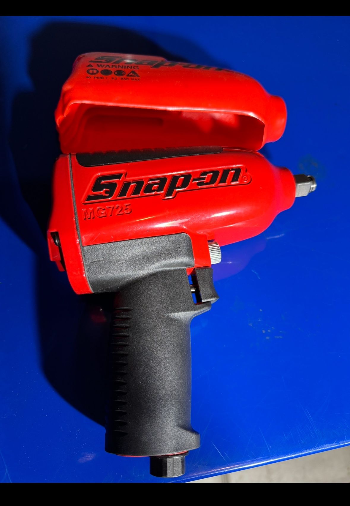 Snap On 1/2in Air Impact Wrench 