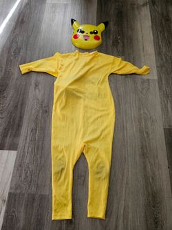 Used Pikachu halloween costume size 2-4 t