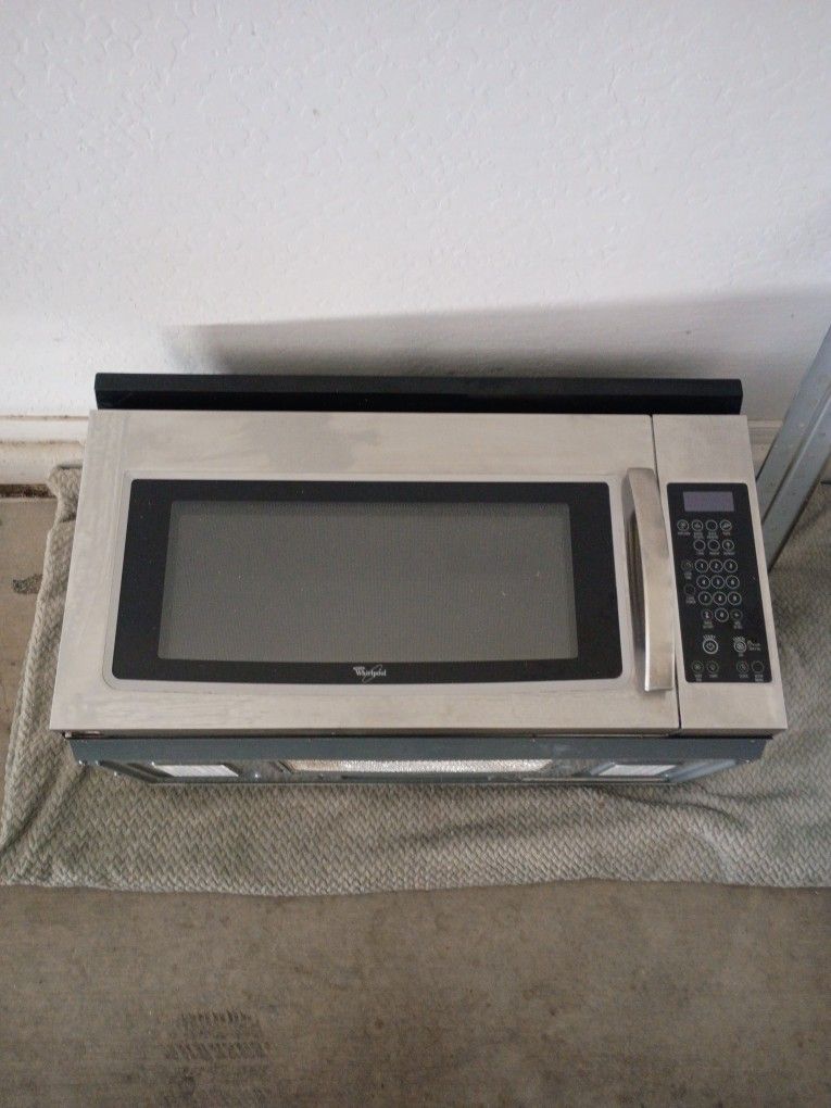 Whirlpool Microwave 