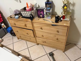 Pair of Pine Wood 3-Drawer Dressers