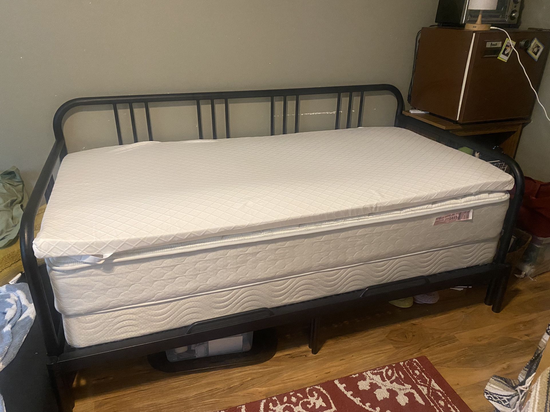Day Bed With Mattress And Box Spring