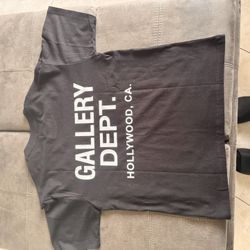 GALLERY DEPT T SHIRT.