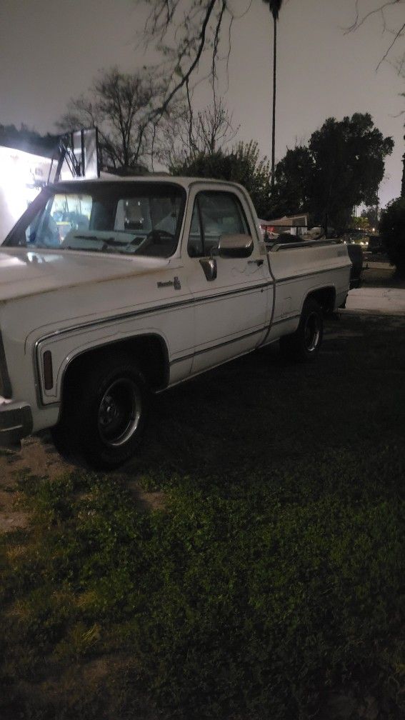 Chevy C10 Big 10