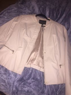 1x cream leather jacket