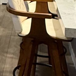 Swivel Bar Stools - Set of 4 - brand new