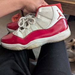 Jordan 11 Cherry