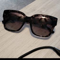 Bella II Polarized Diff Sunglasses