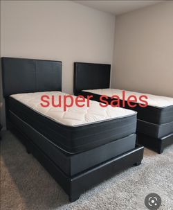 Twin size bed