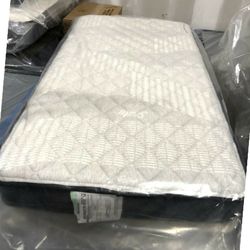 Queen MATTRESS -