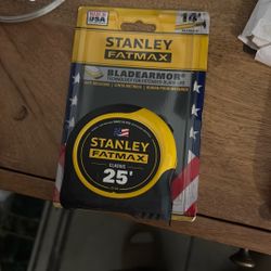Stanley Fat max tape Measure