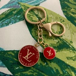 LV KEYCHAIN