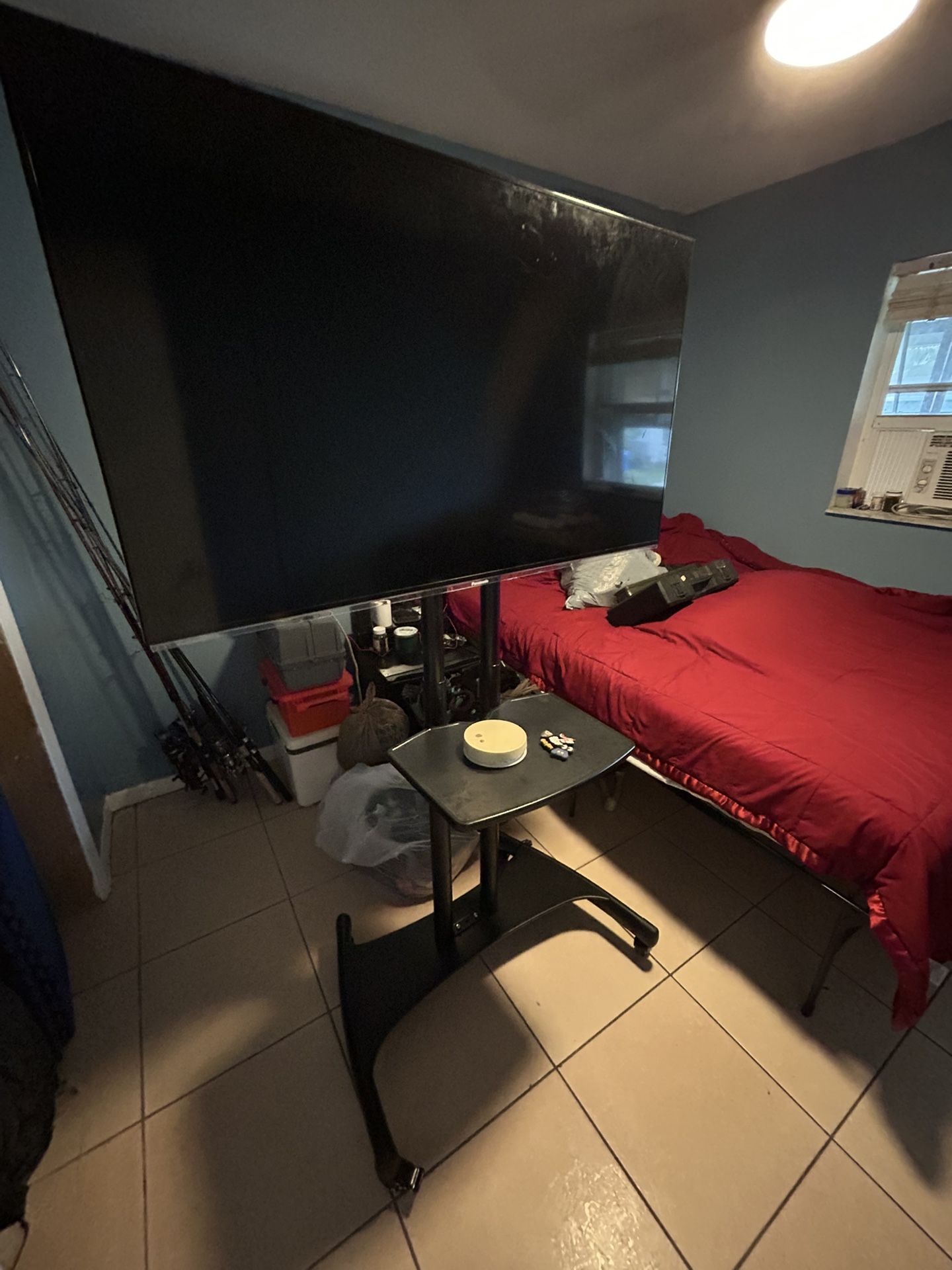 Adjustable Rolling Tv Mount
