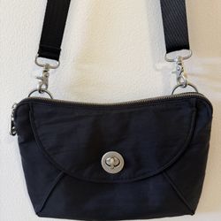 Mint Condition Baggallini