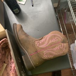 Like New Ariat Cow Girl Boots