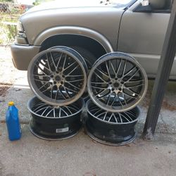 20" RIMS AND TIRES 