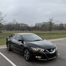 2017 Nissan Maxima