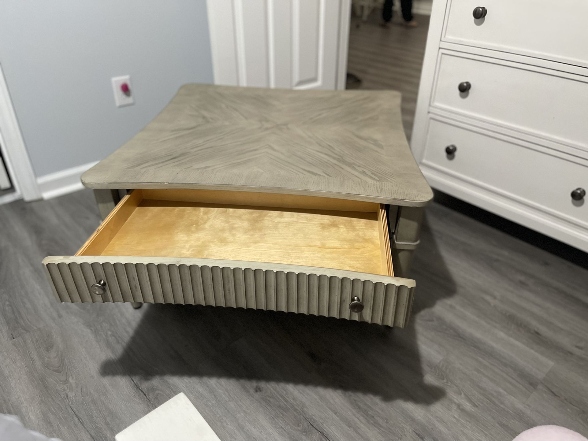 Beautiful New Wood Coffee Table With Drawer