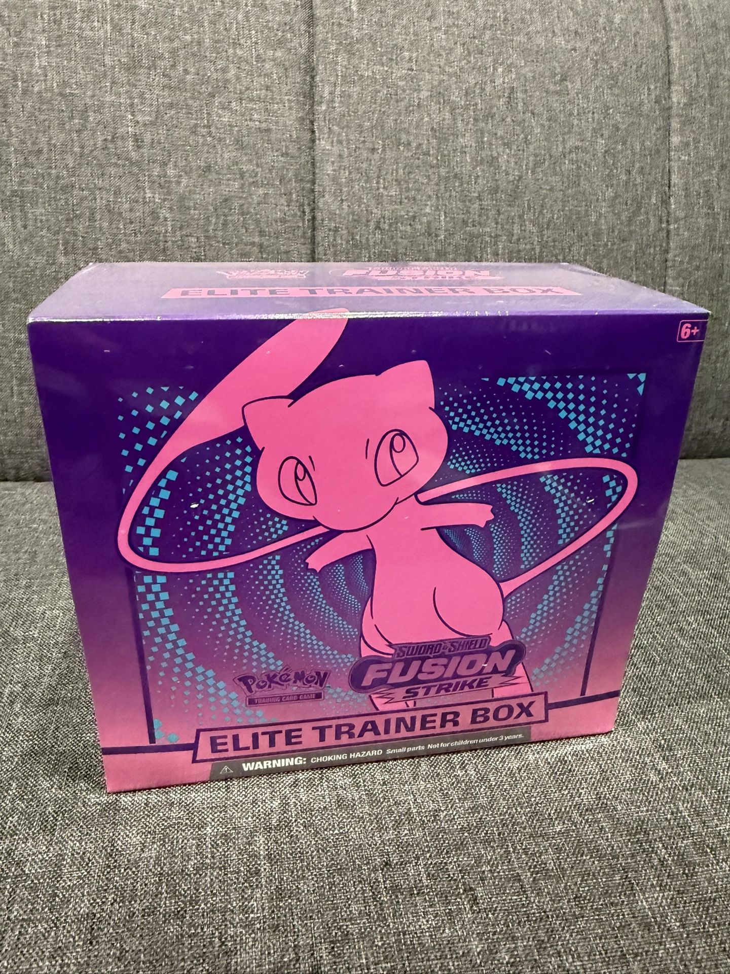 Pokémon Cards - Fusion Strike ETB