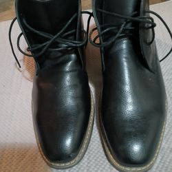 Sonoma Good For Life Men's Soccer Boots With Ultra Echo Size 10.5 Excellent Condition Leather Only Wore One