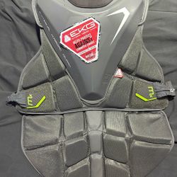 maverick goalie chest protector 
