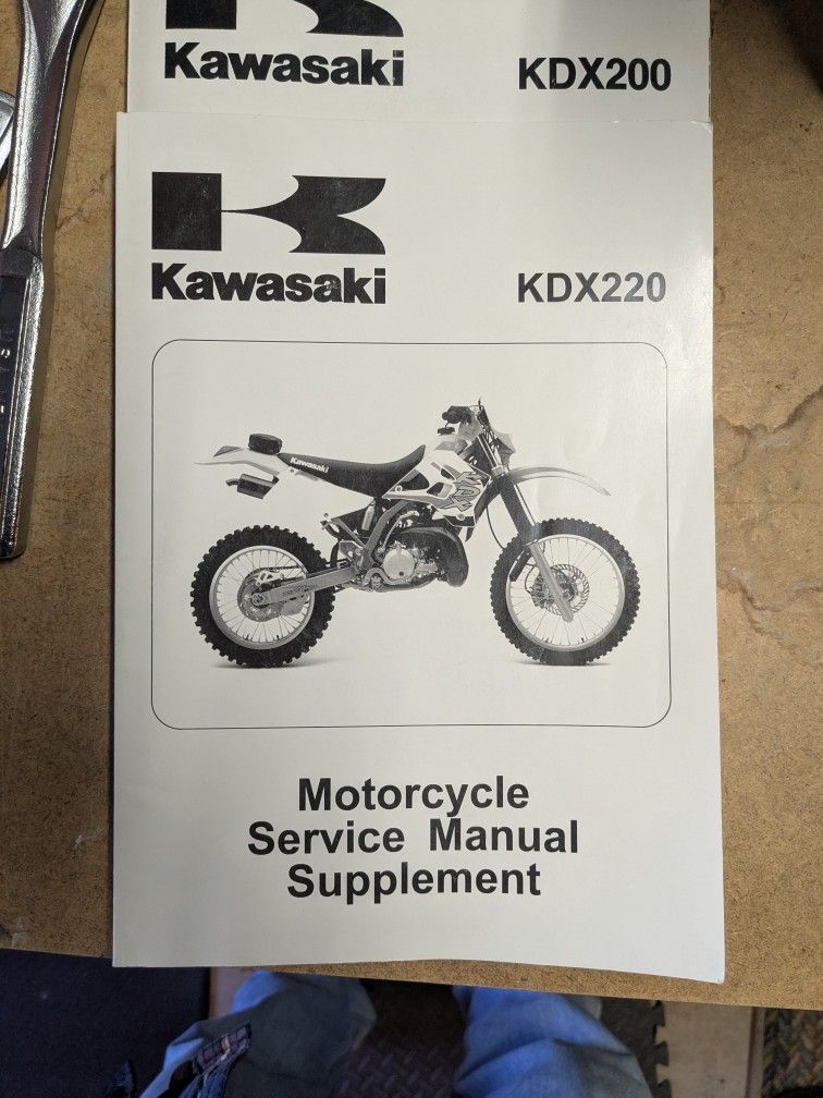 Kawasaki Service Manual KDX 200/220