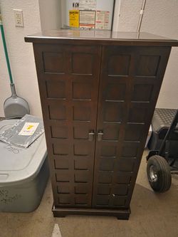 Jewelry box