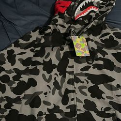 bape hoodie