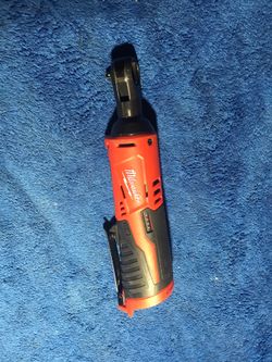 Milwaukee M12 Ratchet! Like new.. only 65 tomorrow 💥💥💥👍🏽