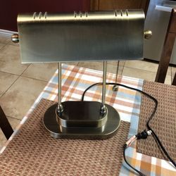 Metal desk lamp