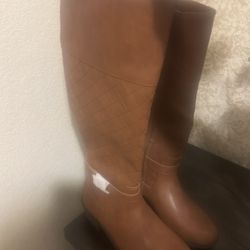 Woman boots