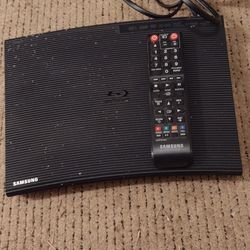 SAMSUNG DVD PLAYER MODEL BD-J5700 WITH REMOTE CASH ONLY