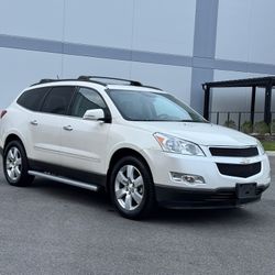2011 CHEVROLET TRAVERSE LTZ !!!