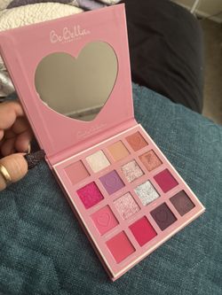eye shadow palette