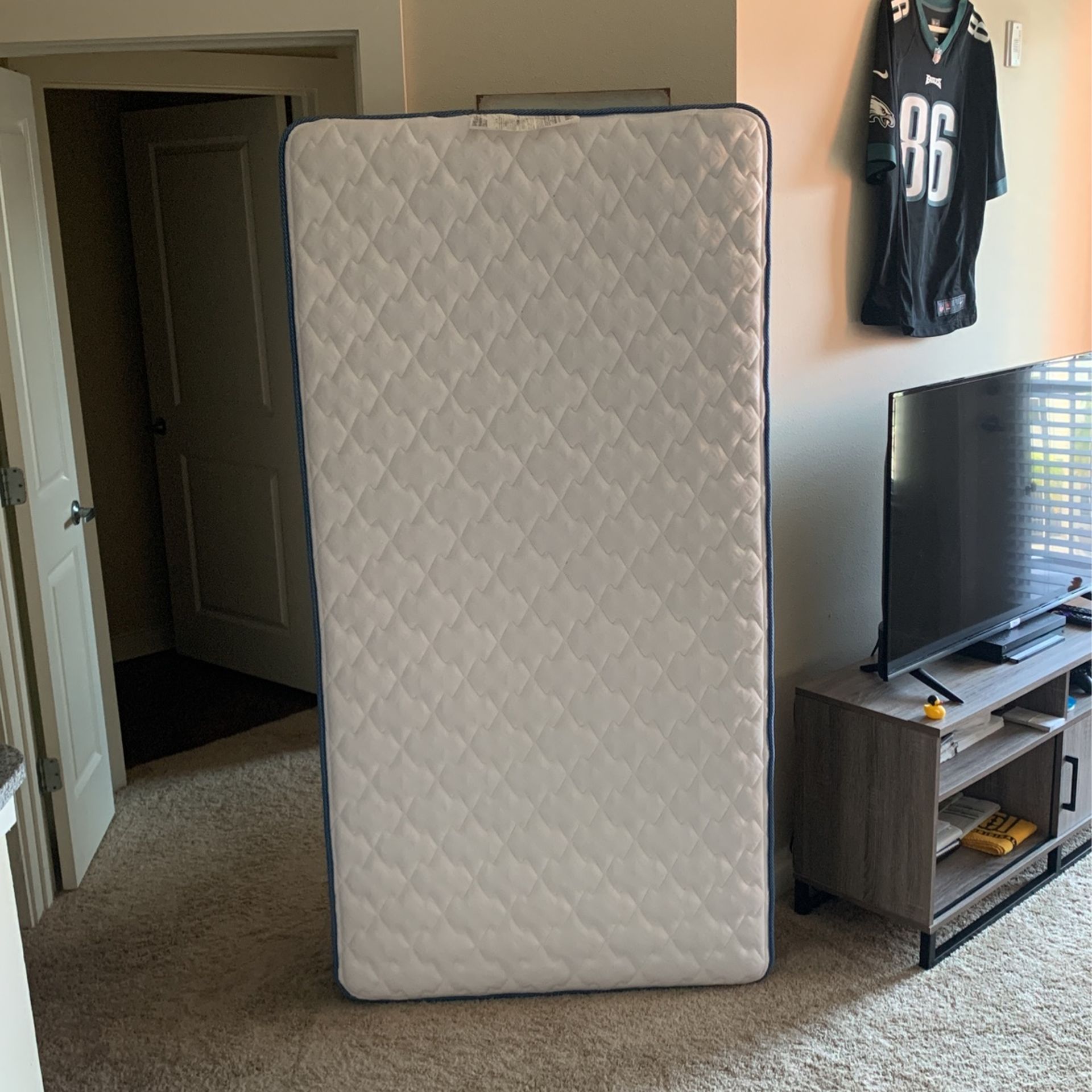 Sleepy’s Rest Twin Mattress with bed set