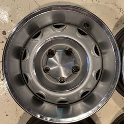 1970 340 duster rally wheels oem large Bolt pattern $280
