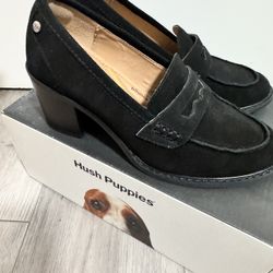 Used- Hush Puppies Ladies Shoe