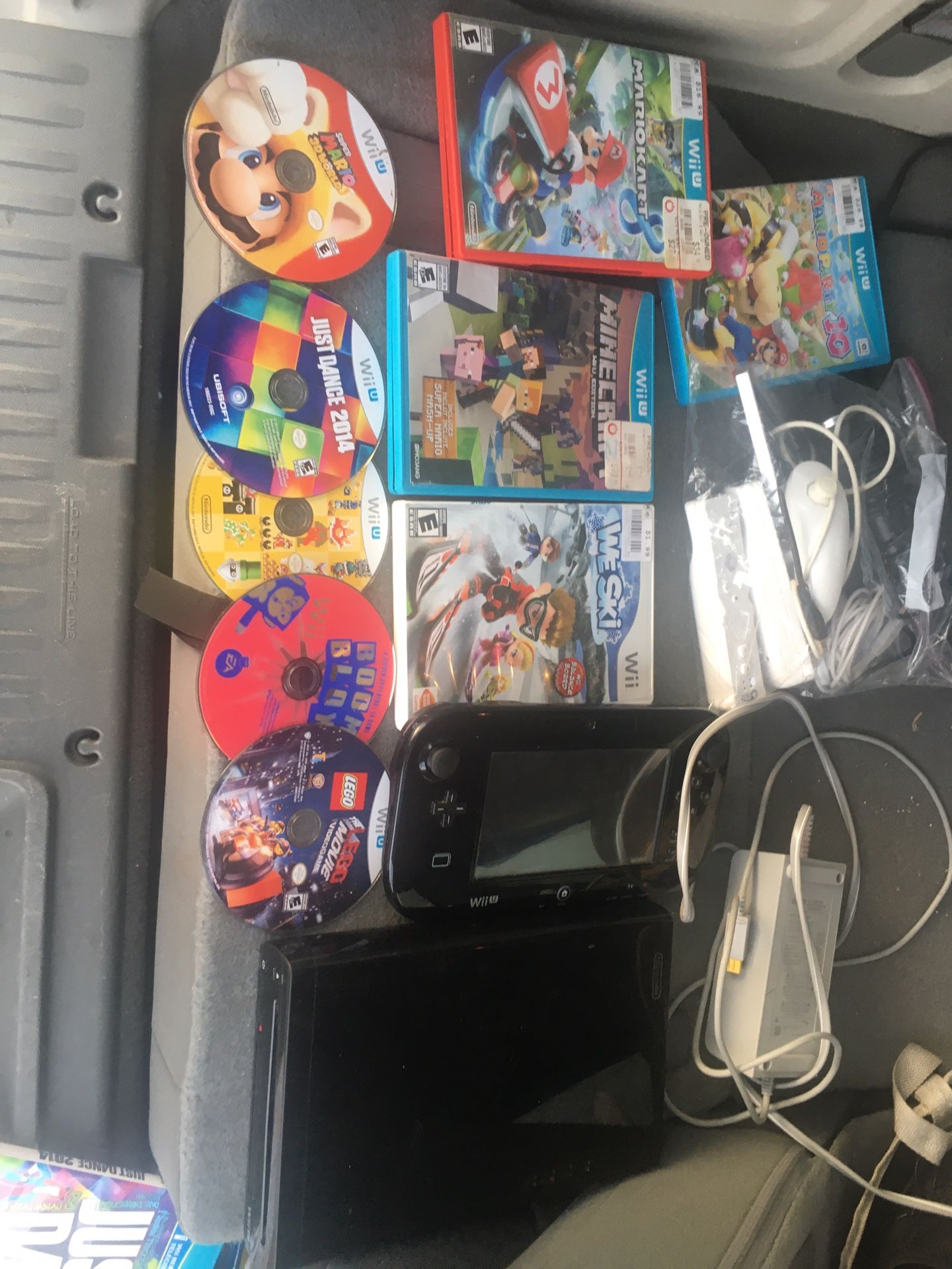 HUGE WII U BUNDLE