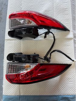 2020-2024 toyota corolla rear tail lights
