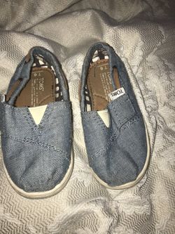 Baby toms