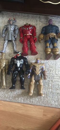 12 Dc And Marvel Lot With Bat Mobile 