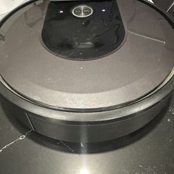 iRobot Cleaning Vacuum And Mop