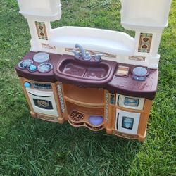Step2 Lifestyle Fresh Accents Kitchen for Kids, Indoor/Outdoor Play Kitchen 