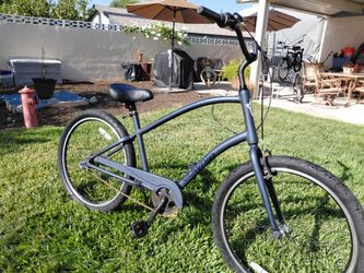 Electra townie 3 speed Beach cruiser Bicycle