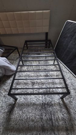 Twin frame