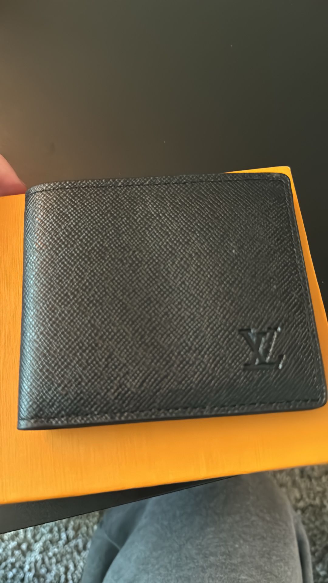 Men's Amerigo Logo Leather Half Wallet Black