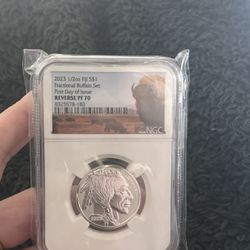 1/2 oz silver coin - 2003 1/2 Fiji $1 first day of issue graded slab