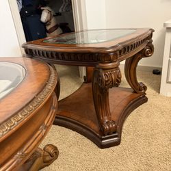 Free.   Coffee Tables 2 Of Them