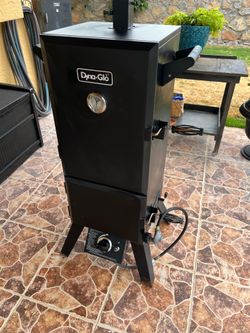 Dyna Glo smoker