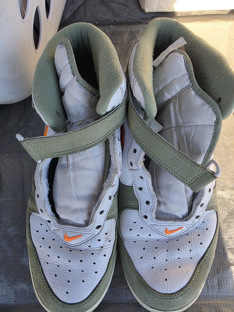 Nike And Reebok Men Sneakers