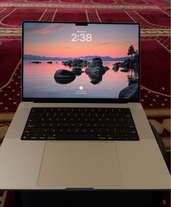 16” MacBook Pro M1 Pro – 16GB RAM – 512GB SSD – Space Gray